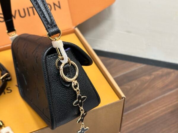LV Diane Mini Baguette, Chip Version