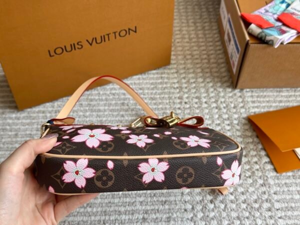 LV Mahjong Bag! Replica version