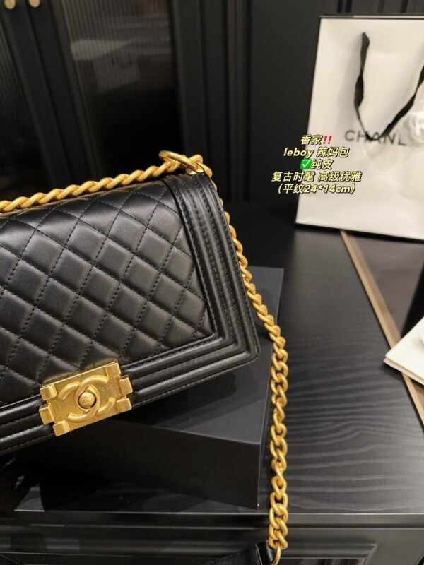 Chanel Le Boy (a stylish bag for trendy moms)