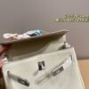 Hermès Kelly 25 bag in white